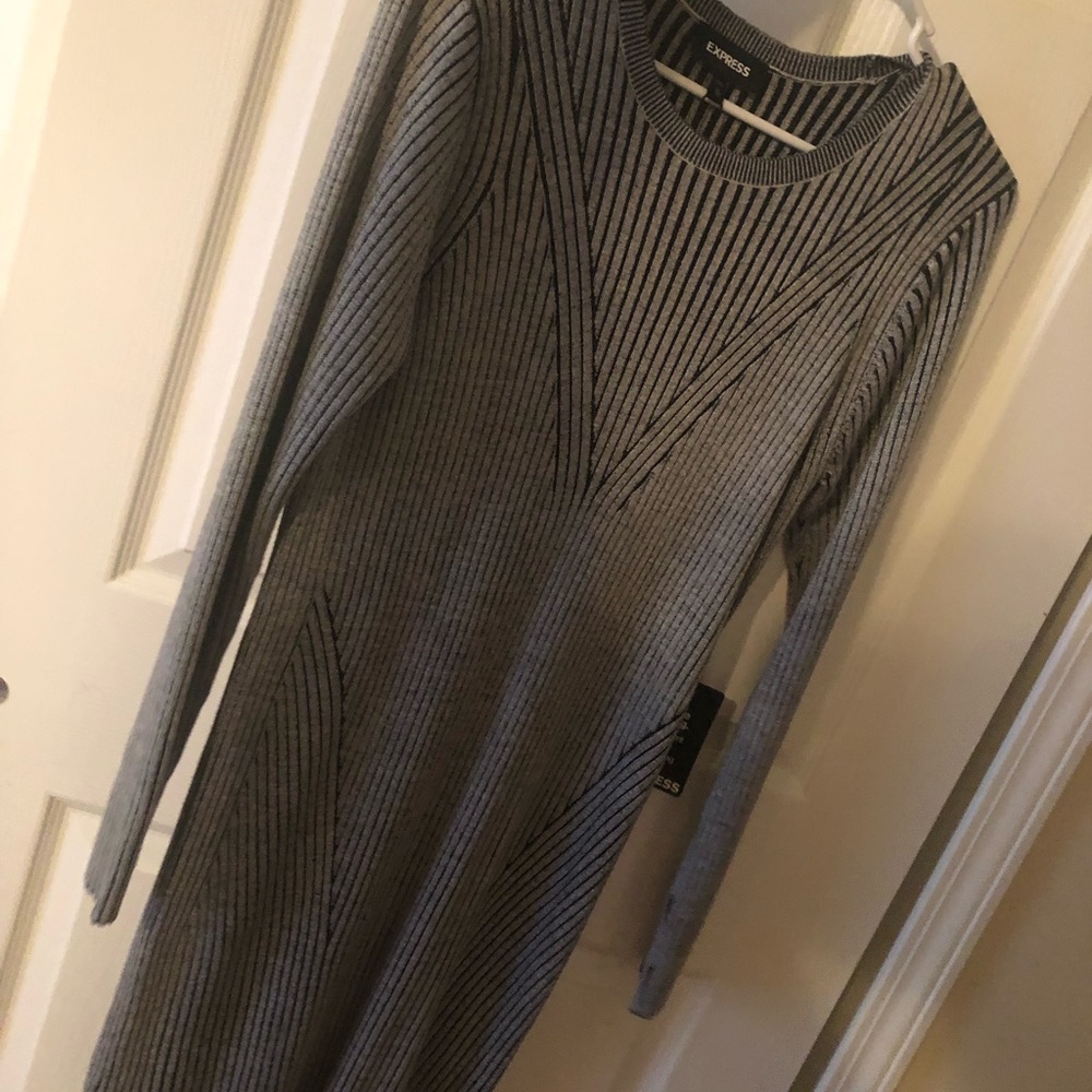 ✨MAKE AN OFFER‼️ Express: Ribbed Dress 💕 - Picture 4 of 6
